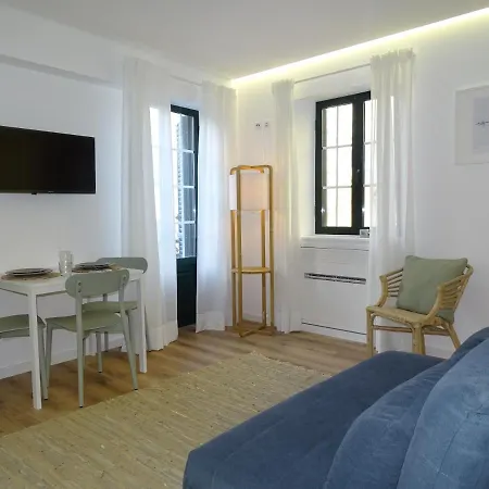 Casa Do Largo Apartment *